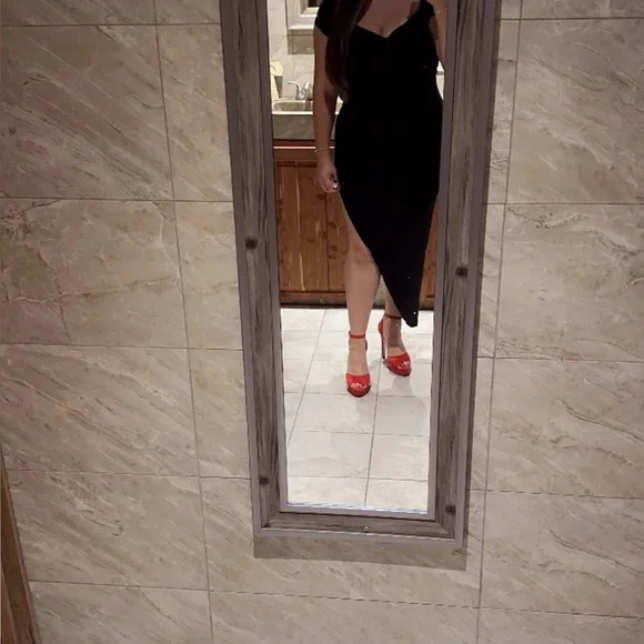 Norma Kamali Black Asymmetrical Dress - Picture 6 of 6